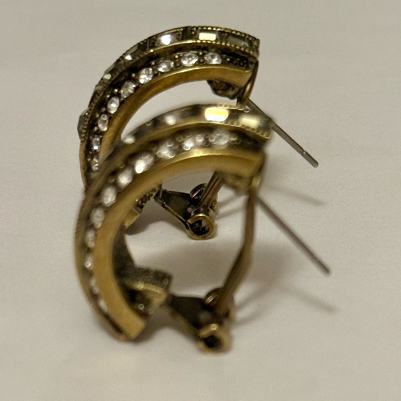 Heidi Daus Gold Tone and Silver Crystal Earrings with Vintage Accents SO chic 💫 - Picture 3 of 4